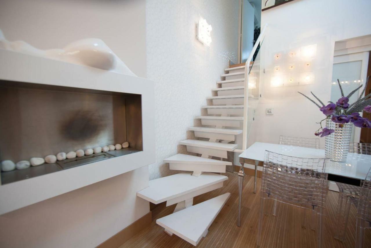 Elegante Appartmento Nel Quadrato D'Oro A St Tropez 圣特罗佩 外观 照片