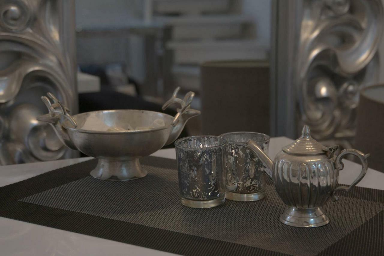 Elegante Appartmento Nel Quadrato D'Oro A St Tropez 圣特罗佩 外观 照片